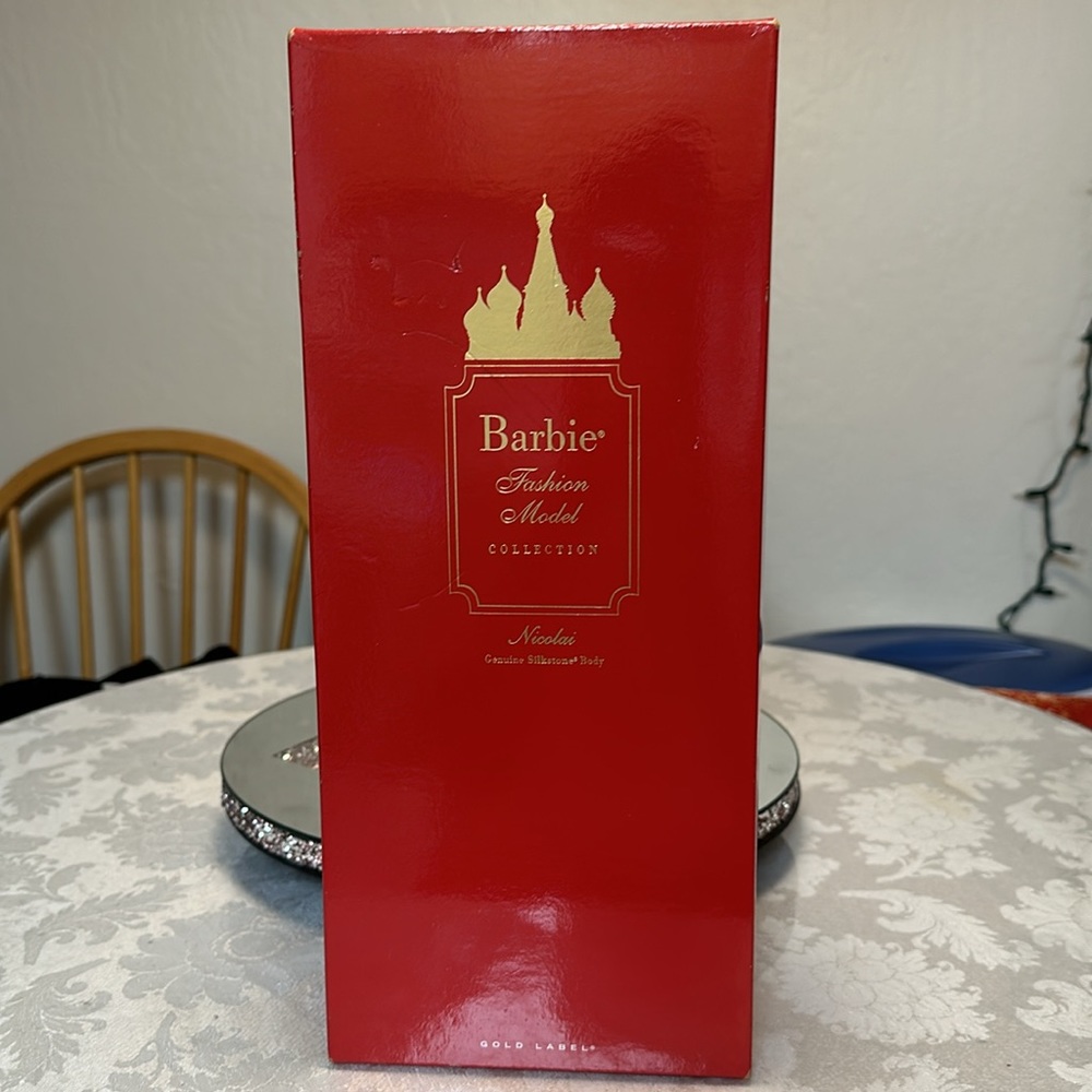 2010 Nicolai,  Ken Russian Genuine Silkstone doll (Barbie) - Picture 7 of 11